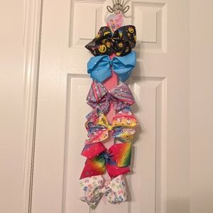 JoJo Siwa 6pc bow set with bow hanger